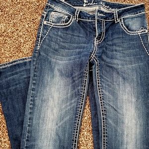 Foral Cedar Rose cowgirl fit jeans